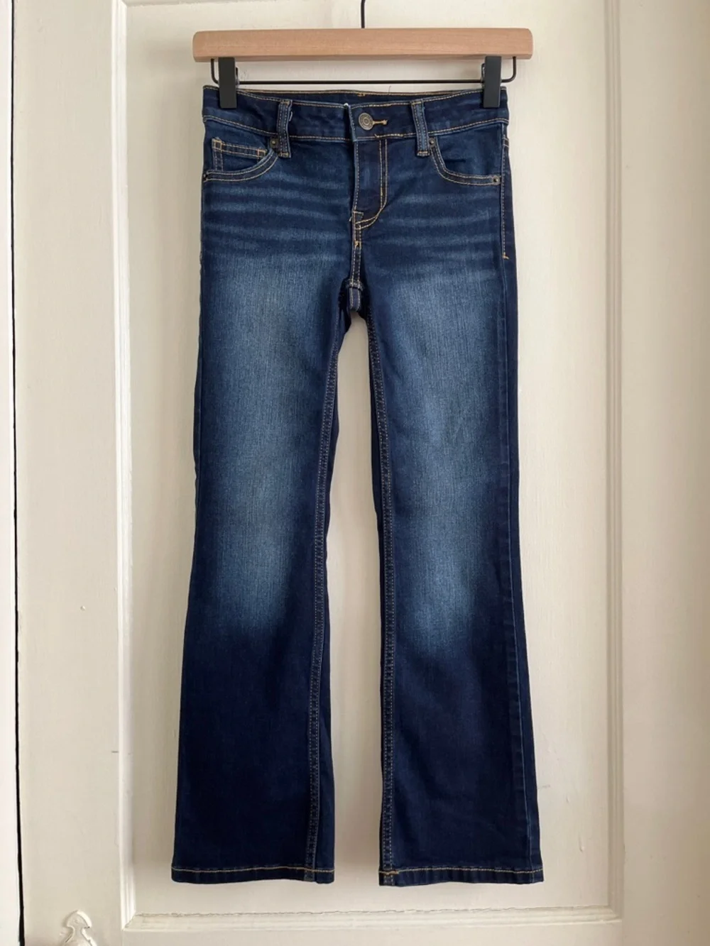 NWOT Girls Size 8 Dark Wash Super Stretch Bootcut Flare Denim Jeans Low Rise
